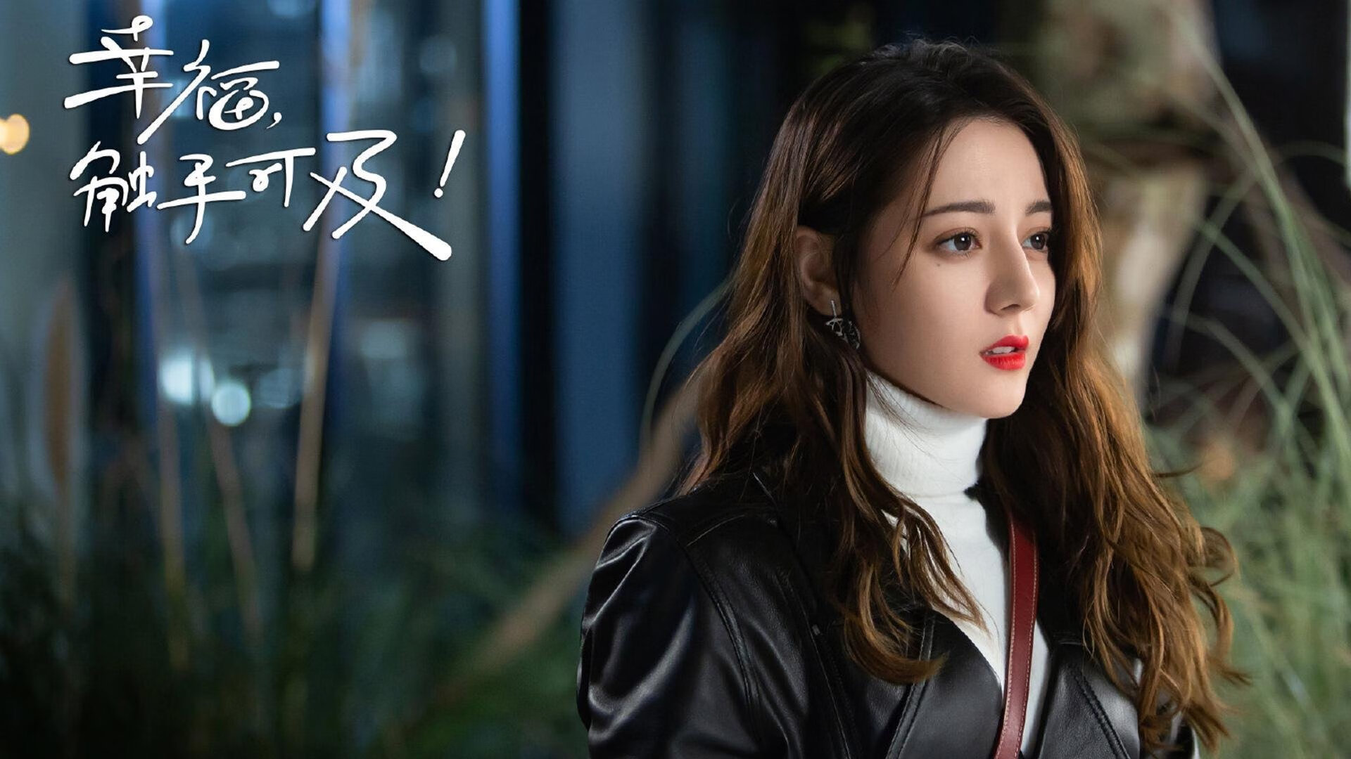 开云体育-女子足球走进社区组织亲子活动提升群众认同，足球亲子活动美篇